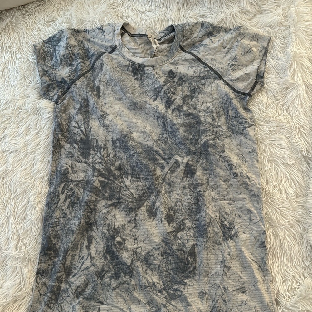 Lululemon switfly tech 2.0
